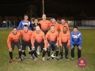 
<a style='margin-left: 5px;' class='btn btn-xs btn-social btn-facebook' href='https://www.facebook.com/sharer/sharer.php?u=https://ko-boladovale.web.getmuller.com.br/imgs/800-800-90/conteudo/fotos/1189/img6720.jpg' rel='popup' data-width='500' data-height='400'><i class='fa fa-facebook'></i>Compartilhar <span class='hidden-xs'>no Facebook</span>
</a> 
<a class='btn btn-default btn-xs' target='_blank' href='imgs/800-800-90/conteudo/fotos/1189/img6720.jpg'>
<span class='glyphicon glyphicon-cloud-download'></span> Salvar
</a> 
<span></span>