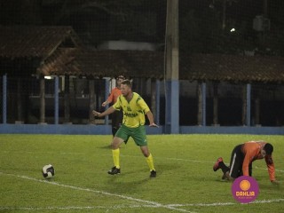 
<a style='margin-left: 5px;' class='btn btn-xs btn-social btn-facebook' href='https://www.facebook.com/sharer/sharer.php?u=https://ko-boladovale.web.getmuller.com.br/imgs/800-800-90/conteudo/fotos/1189/mg6792.jpg' rel='popup' data-width='500' data-height='400'><i class='fa fa-facebook'></i>Compartilhar <span class='hidden-xs'>no Facebook</span>
</a> 
<a class='btn btn-default btn-xs' target='_blank' href='imgs/800-800-90/conteudo/fotos/1189/mg6792.jpg'>
<span class='glyphicon glyphicon-cloud-download'></span> Salvar
</a> 
<span></span>