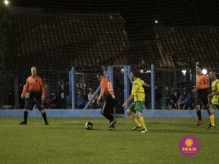 
<a style='margin-left: 5px;' class='btn btn-xs btn-social btn-facebook' href='https://www.facebook.com/sharer/sharer.php?u=https://ko-boladovale.web.getmuller.com.br/imgs/800-800-90/conteudo/fotos/1189/mg6796.jpg' rel='popup' data-width='500' data-height='400'><i class='fa fa-facebook'></i>Compartilhar <span class='hidden-xs'>no Facebook</span>
</a> 
<a class='btn btn-default btn-xs' target='_blank' href='imgs/800-800-90/conteudo/fotos/1189/mg6796.jpg'>
<span class='glyphicon glyphicon-cloud-download'></span> Salvar
</a> 
<span></span>