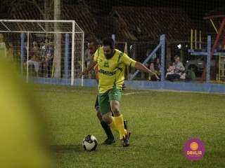 
<a style='margin-left: 5px;' class='btn btn-xs btn-social btn-facebook' href='https://www.facebook.com/sharer/sharer.php?u=https://ko-boladovale.web.getmuller.com.br/imgs/800-800-90/conteudo/fotos/1189/mg6840.jpg' rel='popup' data-width='500' data-height='400'><i class='fa fa-facebook'></i>Compartilhar <span class='hidden-xs'>no Facebook</span>
</a> 
<a class='btn btn-default btn-xs' target='_blank' href='imgs/800-800-90/conteudo/fotos/1189/mg6840.jpg'>
<span class='glyphicon glyphicon-cloud-download'></span> Salvar
</a> 
<span></span>