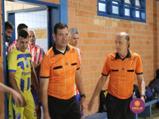 
<a style='margin-left: 5px;' class='btn btn-xs btn-social btn-facebook' href='https://www.facebook.com/sharer/sharer.php?u=https://ko-boladovale.web.getmuller.com.br/imgs/800-800-90/conteudo/fotos/1190/img6885.jpg' rel='popup' data-width='500' data-height='400'><i class='fa fa-facebook'></i>Compartilhar <span class='hidden-xs'>no Facebook</span>
</a> 
<a class='btn btn-default btn-xs' target='_blank' href='imgs/800-800-90/conteudo/fotos/1190/img6885.jpg'>
<span class='glyphicon glyphicon-cloud-download'></span> Salvar
</a> 
<span></span>