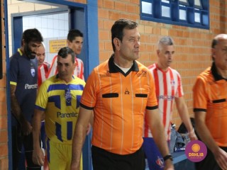 
<a style='margin-left: 5px;' class='btn btn-xs btn-social btn-facebook' href='https://www.facebook.com/sharer/sharer.php?u=https://ko-boladovale.web.getmuller.com.br/imgs/800-800-90/conteudo/fotos/1190/img6886.jpg' rel='popup' data-width='500' data-height='400'><i class='fa fa-facebook'></i>Compartilhar <span class='hidden-xs'>no Facebook</span>
</a> 
<a class='btn btn-default btn-xs' target='_blank' href='imgs/800-800-90/conteudo/fotos/1190/img6886.jpg'>
<span class='glyphicon glyphicon-cloud-download'></span> Salvar
</a> 
<span></span>