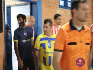 
<a style='margin-left: 5px;' class='btn btn-xs btn-social btn-facebook' href='https://www.facebook.com/sharer/sharer.php?u=https://ko-boladovale.web.getmuller.com.br/imgs/800-800-90/conteudo/fotos/1190/img6887.jpg' rel='popup' data-width='500' data-height='400'><i class='fa fa-facebook'></i>Compartilhar <span class='hidden-xs'>no Facebook</span>
</a> 
<a class='btn btn-default btn-xs' target='_blank' href='imgs/800-800-90/conteudo/fotos/1190/img6887.jpg'>
<span class='glyphicon glyphicon-cloud-download'></span> Salvar
</a> 
<span></span>