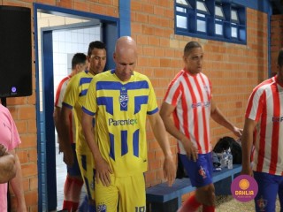 
<a style='margin-left: 5px;' class='btn btn-xs btn-social btn-facebook' href='https://www.facebook.com/sharer/sharer.php?u=https://ko-boladovale.web.getmuller.com.br/imgs/800-800-90/conteudo/fotos/1190/img6898.jpg' rel='popup' data-width='500' data-height='400'><i class='fa fa-facebook'></i>Compartilhar <span class='hidden-xs'>no Facebook</span>
</a> 
<a class='btn btn-default btn-xs' target='_blank' href='imgs/800-800-90/conteudo/fotos/1190/img6898.jpg'>
<span class='glyphicon glyphicon-cloud-download'></span> Salvar
</a> 
<span></span>