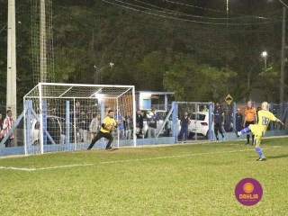 
<a style='margin-left: 5px;' class='btn btn-xs btn-social btn-facebook' href='https://www.facebook.com/sharer/sharer.php?u=https://ko-boladovale.web.getmuller.com.br/imgs/800-800-90/conteudo/fotos/1190/mg7027.jpg' rel='popup' data-width='500' data-height='400'><i class='fa fa-facebook'></i>Compartilhar <span class='hidden-xs'>no Facebook</span>
</a> 
<a class='btn btn-default btn-xs' target='_blank' href='imgs/800-800-90/conteudo/fotos/1190/mg7027.jpg'>
<span class='glyphicon glyphicon-cloud-download'></span> Salvar
</a> 
<span></span>