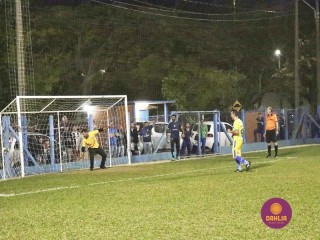 
<a style='margin-left: 5px;' class='btn btn-xs btn-social btn-facebook' href='https://www.facebook.com/sharer/sharer.php?u=https://ko-boladovale.web.getmuller.com.br/imgs/800-800-90/conteudo/fotos/1190/mg7034.jpg' rel='popup' data-width='500' data-height='400'><i class='fa fa-facebook'></i>Compartilhar <span class='hidden-xs'>no Facebook</span>
</a> 
<a class='btn btn-default btn-xs' target='_blank' href='imgs/800-800-90/conteudo/fotos/1190/mg7034.jpg'>
<span class='glyphicon glyphicon-cloud-download'></span> Salvar
</a> 
<span></span>