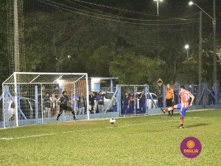 
<a style='margin-left: 5px;' class='btn btn-xs btn-social btn-facebook' href='https://www.facebook.com/sharer/sharer.php?u=https://ko-boladovale.web.getmuller.com.br/imgs/800-800-90/conteudo/fotos/1190/mg7051.jpg' rel='popup' data-width='500' data-height='400'><i class='fa fa-facebook'></i>Compartilhar <span class='hidden-xs'>no Facebook</span>
</a> 
<a class='btn btn-default btn-xs' target='_blank' href='imgs/800-800-90/conteudo/fotos/1190/mg7051.jpg'>
<span class='glyphicon glyphicon-cloud-download'></span> Salvar
</a> 
<span></span>