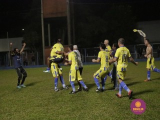 
<a style='margin-left: 5px;' class='btn btn-xs btn-social btn-facebook' href='https://www.facebook.com/sharer/sharer.php?u=https://ko-boladovale.web.getmuller.com.br/imgs/800-800-90/conteudo/fotos/1190/mg7058.jpg' rel='popup' data-width='500' data-height='400'><i class='fa fa-facebook'></i>Compartilhar <span class='hidden-xs'>no Facebook</span>
</a> 
<a class='btn btn-default btn-xs' target='_blank' href='imgs/800-800-90/conteudo/fotos/1190/mg7058.jpg'>
<span class='glyphicon glyphicon-cloud-download'></span> Salvar
</a> 
<span></span>