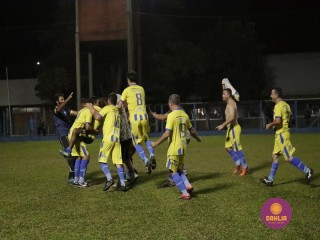 
<a style='margin-left: 5px;' class='btn btn-xs btn-social btn-facebook' href='https://www.facebook.com/sharer/sharer.php?u=https://ko-boladovale.web.getmuller.com.br/imgs/800-800-90/conteudo/fotos/1190/mg7059.jpg' rel='popup' data-width='500' data-height='400'><i class='fa fa-facebook'></i>Compartilhar <span class='hidden-xs'>no Facebook</span>
</a> 
<a class='btn btn-default btn-xs' target='_blank' href='imgs/800-800-90/conteudo/fotos/1190/mg7059.jpg'>
<span class='glyphicon glyphicon-cloud-download'></span> Salvar
</a> 
<span></span>