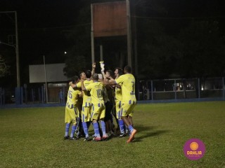 
<a style='margin-left: 5px;' class='btn btn-xs btn-social btn-facebook' href='https://www.facebook.com/sharer/sharer.php?u=https://ko-boladovale.web.getmuller.com.br/imgs/800-800-90/conteudo/fotos/1190/mg7063.jpg' rel='popup' data-width='500' data-height='400'><i class='fa fa-facebook'></i>Compartilhar <span class='hidden-xs'>no Facebook</span>
</a> 
<a class='btn btn-default btn-xs' target='_blank' href='imgs/800-800-90/conteudo/fotos/1190/mg7063.jpg'>
<span class='glyphicon glyphicon-cloud-download'></span> Salvar
</a> 
<span></span>