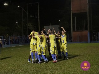 
<a style='margin-left: 5px;' class='btn btn-xs btn-social btn-facebook' href='https://www.facebook.com/sharer/sharer.php?u=https://ko-boladovale.web.getmuller.com.br/imgs/800-800-90/conteudo/fotos/1190/mg7070.jpg' rel='popup' data-width='500' data-height='400'><i class='fa fa-facebook'></i>Compartilhar <span class='hidden-xs'>no Facebook</span>
</a> 
<a class='btn btn-default btn-xs' target='_blank' href='imgs/800-800-90/conteudo/fotos/1190/mg7070.jpg'>
<span class='glyphicon glyphicon-cloud-download'></span> Salvar
</a> 
<span></span>