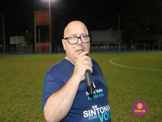 
<a style='margin-left: 5px;' class='btn btn-xs btn-social btn-facebook' href='https://www.facebook.com/sharer/sharer.php?u=https://ko-boladovale.web.getmuller.com.br/imgs/800-800-90/conteudo/fotos/1191/img6859.jpg' rel='popup' data-width='500' data-height='400'><i class='fa fa-facebook'></i>Compartilhar <span class='hidden-xs'>no Facebook</span>
</a> 
<a class='btn btn-default btn-xs' target='_blank' href='imgs/800-800-90/conteudo/fotos/1191/img6859.jpg'>
<span class='glyphicon glyphicon-cloud-download'></span> Salvar
</a> 
<span></span>