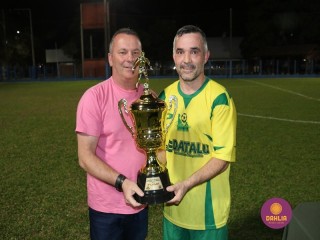 
<a style='margin-left: 5px;' class='btn btn-xs btn-social btn-facebook' href='https://www.facebook.com/sharer/sharer.php?u=https://ko-boladovale.web.getmuller.com.br/imgs/800-800-90/conteudo/fotos/1191/img6863.jpg' rel='popup' data-width='500' data-height='400'><i class='fa fa-facebook'></i>Compartilhar <span class='hidden-xs'>no Facebook</span>
</a> 
<a class='btn btn-default btn-xs' target='_blank' href='imgs/800-800-90/conteudo/fotos/1191/img6863.jpg'>
<span class='glyphicon glyphicon-cloud-download'></span> Salvar
</a> 
<span></span>