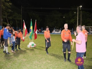 
<a style='margin-left: 5px;' class='btn btn-xs btn-social btn-facebook' href='https://www.facebook.com/sharer/sharer.php?u=https://ko-boladovale.web.getmuller.com.br/imgs/800-800-90/conteudo/fotos/1191/img6868.jpg' rel='popup' data-width='500' data-height='400'><i class='fa fa-facebook'></i>Compartilhar <span class='hidden-xs'>no Facebook</span>
</a> 
<a class='btn btn-default btn-xs' target='_blank' href='imgs/800-800-90/conteudo/fotos/1191/img6868.jpg'>
<span class='glyphicon glyphicon-cloud-download'></span> Salvar
</a> 
<span></span>