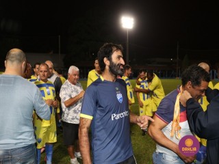 
<a style='margin-left: 5px;' class='btn btn-xs btn-social btn-facebook' href='https://www.facebook.com/sharer/sharer.php?u=https://ko-boladovale.web.getmuller.com.br/imgs/800-800-90/conteudo/fotos/1191/img7109.jpg' rel='popup' data-width='500' data-height='400'><i class='fa fa-facebook'></i>Compartilhar <span class='hidden-xs'>no Facebook</span>
</a> 
<a class='btn btn-default btn-xs' target='_blank' href='imgs/800-800-90/conteudo/fotos/1191/img7109.jpg'>
<span class='glyphicon glyphicon-cloud-download'></span> Salvar
</a> 
<span></span>