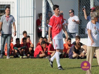 
<a style='margin-left: 5px;' class='btn btn-xs btn-social btn-facebook' href='https://www.facebook.com/sharer/sharer.php?u=https://ko-boladovale.web.getmuller.com.br/imgs/800-800-90/conteudo/fotos/1196/img5572.jpg' rel='popup' data-width='500' data-height='400'><i class='fa fa-facebook'></i>Compartilhar <span class='hidden-xs'>no Facebook</span>
</a> 
<a class='btn btn-default btn-xs' target='_blank' href='imgs/800-800-90/conteudo/fotos/1196/img5572.jpg'>
<span class='glyphicon glyphicon-cloud-download'></span> Salvar
</a> 
<span></span>