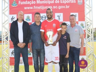 
<a style='margin-left: 5px;' class='btn btn-xs btn-social btn-facebook' href='https://www.facebook.com/sharer/sharer.php?u=https://ko-boladovale.web.getmuller.com.br/imgs/800-800-90/conteudo/fotos/1196/img7601.jpg' rel='popup' data-width='500' data-height='400'><i class='fa fa-facebook'></i>Compartilhar <span class='hidden-xs'>no Facebook</span>
</a> 
<a class='btn btn-default btn-xs' target='_blank' href='imgs/800-800-90/conteudo/fotos/1196/img7601.jpg'>
<span class='glyphicon glyphicon-cloud-download'></span> Salvar
</a> 
<span></span>