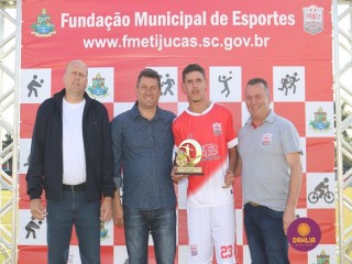 
<a style='margin-left: 5px;' class='btn btn-xs btn-social btn-facebook' href='https://www.facebook.com/sharer/sharer.php?u=https://ko-boladovale.web.getmuller.com.br/imgs/800-800-90/conteudo/fotos/1196/img7627.jpg' rel='popup' data-width='500' data-height='400'><i class='fa fa-facebook'></i>Compartilhar <span class='hidden-xs'>no Facebook</span>
</a> 
<a class='btn btn-default btn-xs' target='_blank' href='imgs/800-800-90/conteudo/fotos/1196/img7627.jpg'>
<span class='glyphicon glyphicon-cloud-download'></span> Salvar
</a> 
<span></span>