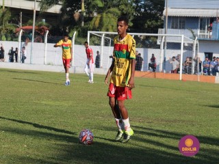 
<a style='margin-left: 5px;' class='btn btn-xs btn-social btn-facebook' href='https://www.facebook.com/sharer/sharer.php?u=https://ko-boladovale.web.getmuller.com.br/imgs/800-800-90/conteudo/fotos/1197/img7759.jpg' rel='popup' data-width='500' data-height='400'><i class='fa fa-facebook'></i>Compartilhar <span class='hidden-xs'>no Facebook</span>
</a> 
<a class='btn btn-default btn-xs' target='_blank' href='imgs/800-800-90/conteudo/fotos/1197/img7759.jpg'>
<span class='glyphicon glyphicon-cloud-download'></span> Salvar
</a> 
<span></span>