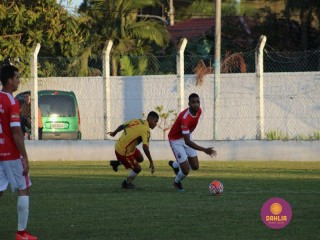 
<a style='margin-left: 5px;' class='btn btn-xs btn-social btn-facebook' href='https://www.facebook.com/sharer/sharer.php?u=https://ko-boladovale.web.getmuller.com.br/imgs/800-800-90/conteudo/fotos/1197/img7808.jpg' rel='popup' data-width='500' data-height='400'><i class='fa fa-facebook'></i>Compartilhar <span class='hidden-xs'>no Facebook</span>
</a> 
<a class='btn btn-default btn-xs' target='_blank' href='imgs/800-800-90/conteudo/fotos/1197/img7808.jpg'>
<span class='glyphicon glyphicon-cloud-download'></span> Salvar
</a> 
<span></span>