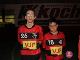 
<a style='margin-left: 5px;' class='btn btn-xs btn-social btn-facebook' href='https://www.facebook.com/sharer/sharer.php?u=https://ko-boladovale.web.getmuller.com.br/imgs/800-800-90/conteudo/fotos/1200/flamengo.jpg' rel='popup' data-width='500' data-height='400'><i class='fa fa-facebook'></i>Compartilhar <span class='hidden-xs'>no Facebook</span>
</a> 
<a class='btn btn-default btn-xs' target='_blank' href='imgs/800-800-90/conteudo/fotos/1200/flamengo.jpg'>
<span class='glyphicon glyphicon-cloud-download'></span> Salvar
</a> 
<span></span>