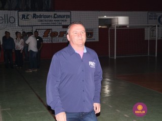 
<a style='margin-left: 5px;' class='btn btn-xs btn-social btn-facebook' href='https://www.facebook.com/sharer/sharer.php?u=https://ko-boladovale.web.getmuller.com.br/imgs/800-800-90/conteudo/fotos/1200/img9087.jpg' rel='popup' data-width='500' data-height='400'><i class='fa fa-facebook'></i>Compartilhar <span class='hidden-xs'>no Facebook</span>
</a> 
<a class='btn btn-default btn-xs' target='_blank' href='imgs/800-800-90/conteudo/fotos/1200/img9087.jpg'>
<span class='glyphicon glyphicon-cloud-download'></span> Salvar
</a> 
<span></span>