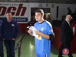 
<a style='margin-left: 5px;' class='btn btn-xs btn-social btn-facebook' href='https://www.facebook.com/sharer/sharer.php?u=https://ko-boladovale.web.getmuller.com.br/imgs/800-800-90/conteudo/fotos/1200/img9236.jpg' rel='popup' data-width='500' data-height='400'><i class='fa fa-facebook'></i>Compartilhar <span class='hidden-xs'>no Facebook</span>
</a> 
<a class='btn btn-default btn-xs' target='_blank' href='imgs/800-800-90/conteudo/fotos/1200/img9236.jpg'>
<span class='glyphicon glyphicon-cloud-download'></span> Salvar
</a> 
<span></span>