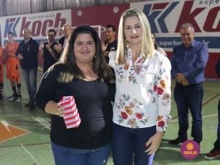 
<a style='margin-left: 5px;' class='btn btn-xs btn-social btn-facebook' href='https://www.facebook.com/sharer/sharer.php?u=https://ko-boladovale.web.getmuller.com.br/imgs/800-800-90/conteudo/fotos/1200/img9240.jpg' rel='popup' data-width='500' data-height='400'><i class='fa fa-facebook'></i>Compartilhar <span class='hidden-xs'>no Facebook</span>
</a> 
<a class='btn btn-default btn-xs' target='_blank' href='imgs/800-800-90/conteudo/fotos/1200/img9240.jpg'>
<span class='glyphicon glyphicon-cloud-download'></span> Salvar
</a> 
<span></span>