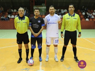 
<a style='margin-left: 5px;' class='btn btn-xs btn-social btn-facebook' href='https://www.facebook.com/sharer/sharer.php?u=https://ko-boladovale.web.getmuller.com.br/imgs/800-800-90/conteudo/fotos/1206/img9660.jpg' rel='popup' data-width='500' data-height='400'><i class='fa fa-facebook'></i>Compartilhar <span class='hidden-xs'>no Facebook</span>
</a> 
<a class='btn btn-default btn-xs' target='_blank' href='imgs/800-800-90/conteudo/fotos/1206/img9660.jpg'>
<span class='glyphicon glyphicon-cloud-download'></span> Salvar
</a> 
<span></span>