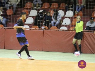 
<a style='margin-left: 5px;' class='btn btn-xs btn-social btn-facebook' href='https://www.facebook.com/sharer/sharer.php?u=https://ko-boladovale.web.getmuller.com.br/imgs/800-800-90/conteudo/fotos/1206/img9668.jpg' rel='popup' data-width='500' data-height='400'><i class='fa fa-facebook'></i>Compartilhar <span class='hidden-xs'>no Facebook</span>
</a> 
<a class='btn btn-default btn-xs' target='_blank' href='imgs/800-800-90/conteudo/fotos/1206/img9668.jpg'>
<span class='glyphicon glyphicon-cloud-download'></span> Salvar
</a> 
<span></span>