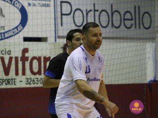 
<a style='margin-left: 5px;' class='btn btn-xs btn-social btn-facebook' href='https://www.facebook.com/sharer/sharer.php?u=https://ko-boladovale.web.getmuller.com.br/imgs/800-800-90/conteudo/fotos/1206/img9674.jpg' rel='popup' data-width='500' data-height='400'><i class='fa fa-facebook'></i>Compartilhar <span class='hidden-xs'>no Facebook</span>
</a> 
<a class='btn btn-default btn-xs' target='_blank' href='imgs/800-800-90/conteudo/fotos/1206/img9674.jpg'>
<span class='glyphicon glyphicon-cloud-download'></span> Salvar
</a> 
<span></span>