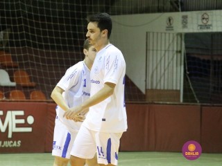 
<a style='margin-left: 5px;' class='btn btn-xs btn-social btn-facebook' href='https://www.facebook.com/sharer/sharer.php?u=https://ko-boladovale.web.getmuller.com.br/imgs/800-800-90/conteudo/fotos/1206/img9688.jpg' rel='popup' data-width='500' data-height='400'><i class='fa fa-facebook'></i>Compartilhar <span class='hidden-xs'>no Facebook</span>
</a> 
<a class='btn btn-default btn-xs' target='_blank' href='imgs/800-800-90/conteudo/fotos/1206/img9688.jpg'>
<span class='glyphicon glyphicon-cloud-download'></span> Salvar
</a> 
<span></span>