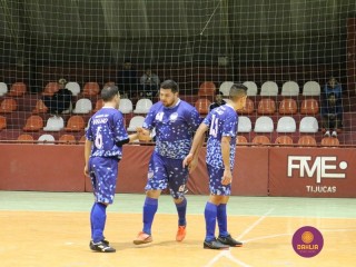 
<a style='margin-left: 5px;' class='btn btn-xs btn-social btn-facebook' href='https://www.facebook.com/sharer/sharer.php?u=https://ko-boladovale.web.getmuller.com.br/imgs/800-800-90/conteudo/fotos/1209/img9820.jpg' rel='popup' data-width='500' data-height='400'><i class='fa fa-facebook'></i>Compartilhar <span class='hidden-xs'>no Facebook</span>
</a> 
<a class='btn btn-default btn-xs' target='_blank' href='imgs/800-800-90/conteudo/fotos/1209/img9820.jpg'>
<span class='glyphicon glyphicon-cloud-download'></span> Salvar
</a> 
<span></span>