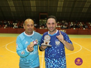 
<a style='margin-left: 5px;' class='btn btn-xs btn-social btn-facebook' href='https://www.facebook.com/sharer/sharer.php?u=https://ko-boladovale.web.getmuller.com.br/imgs/800-800-90/conteudo/fotos/1209/img9838.jpg' rel='popup' data-width='500' data-height='400'><i class='fa fa-facebook'></i>Compartilhar <span class='hidden-xs'>no Facebook</span>
</a> 
<a class='btn btn-default btn-xs' target='_blank' href='imgs/800-800-90/conteudo/fotos/1209/img9838.jpg'>
<span class='glyphicon glyphicon-cloud-download'></span> Salvar
</a> 
<span></span>