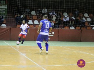 
<a style='margin-left: 5px;' class='btn btn-xs btn-social btn-facebook' href='https://www.facebook.com/sharer/sharer.php?u=https://ko-boladovale.web.getmuller.com.br/imgs/800-800-90/conteudo/fotos/1210/img9864.jpg' rel='popup' data-width='500' data-height='400'><i class='fa fa-facebook'></i>Compartilhar <span class='hidden-xs'>no Facebook</span>
</a> 
<a class='btn btn-default btn-xs' target='_blank' href='imgs/800-800-90/conteudo/fotos/1210/img9864.jpg'>
<span class='glyphicon glyphicon-cloud-download'></span> Salvar
</a> 
<span></span>