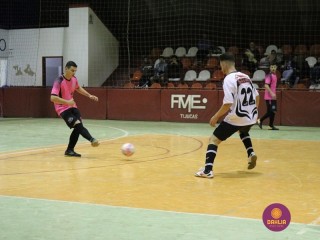 
<a style='margin-left: 5px;' class='btn btn-xs btn-social btn-facebook' href='https://www.facebook.com/sharer/sharer.php?u=https://ko-boladovale.web.getmuller.com.br/imgs/800-800-90/conteudo/fotos/1211/img9933.jpg' rel='popup' data-width='500' data-height='400'><i class='fa fa-facebook'></i>Compartilhar <span class='hidden-xs'>no Facebook</span>
</a> 
<a class='btn btn-default btn-xs' target='_blank' href='imgs/800-800-90/conteudo/fotos/1211/img9933.jpg'>
<span class='glyphicon glyphicon-cloud-download'></span> Salvar
</a> 
<span></span>