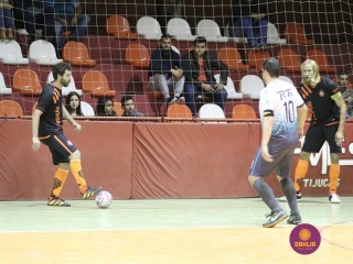 
<a style='margin-left: 5px;' class='btn btn-xs btn-social btn-facebook' href='https://www.facebook.com/sharer/sharer.php?u=https://ko-boladovale.web.getmuller.com.br/imgs/800-800-90/conteudo/fotos/1213/img0058.jpg' rel='popup' data-width='500' data-height='400'><i class='fa fa-facebook'></i>Compartilhar <span class='hidden-xs'>no Facebook</span>
</a> 
<a class='btn btn-default btn-xs' target='_blank' href='imgs/800-800-90/conteudo/fotos/1213/img0058.jpg'>
<span class='glyphicon glyphicon-cloud-download'></span> Salvar
</a> 
<span></span>