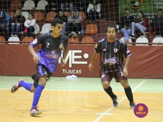 
<a style='margin-left: 5px;' class='btn btn-xs btn-social btn-facebook' href='https://www.facebook.com/sharer/sharer.php?u=https://ko-boladovale.web.getmuller.com.br/imgs/800-800-90/conteudo/fotos/1216/img0157.jpg' rel='popup' data-width='500' data-height='400'><i class='fa fa-facebook'></i>Compartilhar <span class='hidden-xs'>no Facebook</span>
</a> 
<a class='btn btn-default btn-xs' target='_blank' href='imgs/800-800-90/conteudo/fotos/1216/img0157.jpg'>
<span class='glyphicon glyphicon-cloud-download'></span> Salvar
</a> 
<span></span>