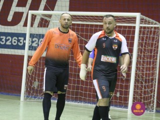 
<a style='margin-left: 5px;' class='btn btn-xs btn-social btn-facebook' href='https://www.facebook.com/sharer/sharer.php?u=https://ko-boladovale.web.getmuller.com.br/imgs/800-800-90/conteudo/fotos/1217/img0258.jpg' rel='popup' data-width='500' data-height='400'><i class='fa fa-facebook'></i>Compartilhar <span class='hidden-xs'>no Facebook</span>
</a> 
<a class='btn btn-default btn-xs' target='_blank' href='imgs/800-800-90/conteudo/fotos/1217/img0258.jpg'>
<span class='glyphicon glyphicon-cloud-download'></span> Salvar
</a> 
<span></span>