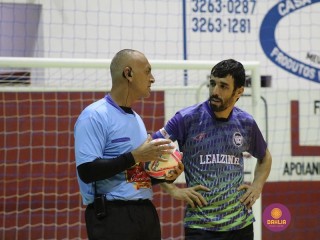 
<a style='margin-left: 5px;' class='btn btn-xs btn-social btn-facebook' href='https://www.facebook.com/sharer/sharer.php?u=https://ko-boladovale.web.getmuller.com.br/imgs/800-800-90/conteudo/fotos/1218/img0282.jpg' rel='popup' data-width='500' data-height='400'><i class='fa fa-facebook'></i>Compartilhar <span class='hidden-xs'>no Facebook</span>
</a> 
<a class='btn btn-default btn-xs' target='_blank' href='imgs/800-800-90/conteudo/fotos/1218/img0282.jpg'>
<span class='glyphicon glyphicon-cloud-download'></span> Salvar
</a> 
<span></span>