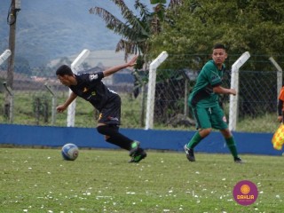 
<a style='margin-left: 5px;' class='btn btn-xs btn-social btn-facebook' href='https://www.facebook.com/sharer/sharer.php?u=https://ko-boladovale.web.getmuller.com.br/imgs/800-800-90/conteudo/fotos/1220/dsc00953.jpg' rel='popup' data-width='500' data-height='400'><i class='fa fa-facebook'></i>Compartilhar <span class='hidden-xs'>no Facebook</span>
</a> 
<a class='btn btn-default btn-xs' target='_blank' href='imgs/800-800-90/conteudo/fotos/1220/dsc00953.jpg'>
<span class='glyphicon glyphicon-cloud-download'></span> Salvar
</a> 
<span></span>