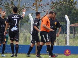 
<a style='margin-left: 5px;' class='btn btn-xs btn-social btn-facebook' href='https://www.facebook.com/sharer/sharer.php?u=https://ko-boladovale.web.getmuller.com.br/imgs/800-800-90/conteudo/fotos/1220/dsc00957.jpg' rel='popup' data-width='500' data-height='400'><i class='fa fa-facebook'></i>Compartilhar <span class='hidden-xs'>no Facebook</span>
</a> 
<a class='btn btn-default btn-xs' target='_blank' href='imgs/800-800-90/conteudo/fotos/1220/dsc00957.jpg'>
<span class='glyphicon glyphicon-cloud-download'></span> Salvar
</a> 
<span></span>