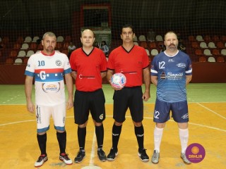 
<a style='margin-left: 5px;' class='btn btn-xs btn-social btn-facebook' href='https://www.facebook.com/sharer/sharer.php?u=https://ko-boladovale.web.getmuller.com.br/imgs/800-800-90/conteudo/fotos/1221/img8848.jpg' rel='popup' data-width='500' data-height='400'><i class='fa fa-facebook'></i>Compartilhar <span class='hidden-xs'>no Facebook</span>
</a> 
<a class='btn btn-default btn-xs' target='_blank' href='imgs/800-800-90/conteudo/fotos/1221/img8848.jpg'>
<span class='glyphicon glyphicon-cloud-download'></span> Salvar
</a> 
<span></span>