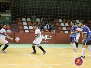 
<a style='margin-left: 5px;' class='btn btn-xs btn-social btn-facebook' href='https://www.facebook.com/sharer/sharer.php?u=https://ko-boladovale.web.getmuller.com.br/imgs/800-800-90/conteudo/fotos/1221/img8865.jpg' rel='popup' data-width='500' data-height='400'><i class='fa fa-facebook'></i>Compartilhar <span class='hidden-xs'>no Facebook</span>
</a> 
<a class='btn btn-default btn-xs' target='_blank' href='imgs/800-800-90/conteudo/fotos/1221/img8865.jpg'>
<span class='glyphicon glyphicon-cloud-download'></span> Salvar
</a> 
<span></span>