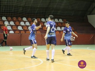 
<a style='margin-left: 5px;' class='btn btn-xs btn-social btn-facebook' href='https://www.facebook.com/sharer/sharer.php?u=https://ko-boladovale.web.getmuller.com.br/imgs/800-800-90/conteudo/fotos/1221/img8877.jpg' rel='popup' data-width='500' data-height='400'><i class='fa fa-facebook'></i>Compartilhar <span class='hidden-xs'>no Facebook</span>
</a> 
<a class='btn btn-default btn-xs' target='_blank' href='imgs/800-800-90/conteudo/fotos/1221/img8877.jpg'>
<span class='glyphicon glyphicon-cloud-download'></span> Salvar
</a> 
<span></span>