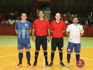 
<a style='margin-left: 5px;' class='btn btn-xs btn-social btn-facebook' href='https://www.facebook.com/sharer/sharer.php?u=https://ko-boladovale.web.getmuller.com.br/imgs/800-800-90/conteudo/fotos/1222/img8910.jpg' rel='popup' data-width='500' data-height='400'><i class='fa fa-facebook'></i>Compartilhar <span class='hidden-xs'>no Facebook</span>
</a> 
<a class='btn btn-default btn-xs' target='_blank' href='imgs/800-800-90/conteudo/fotos/1222/img8910.jpg'>
<span class='glyphicon glyphicon-cloud-download'></span> Salvar
</a> 
<span></span>