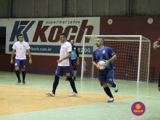 
<a style='margin-left: 5px;' class='btn btn-xs btn-social btn-facebook' href='https://www.facebook.com/sharer/sharer.php?u=https://ko-boladovale.web.getmuller.com.br/imgs/800-800-90/conteudo/fotos/1222/img8940.jpg' rel='popup' data-width='500' data-height='400'><i class='fa fa-facebook'></i>Compartilhar <span class='hidden-xs'>no Facebook</span>
</a> 
<a class='btn btn-default btn-xs' target='_blank' href='imgs/800-800-90/conteudo/fotos/1222/img8940.jpg'>
<span class='glyphicon glyphicon-cloud-download'></span> Salvar
</a> 
<span></span>