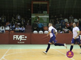 
<a style='margin-left: 5px;' class='btn btn-xs btn-social btn-facebook' href='https://www.facebook.com/sharer/sharer.php?u=https://ko-boladovale.web.getmuller.com.br/imgs/800-800-90/conteudo/fotos/1222/img8969.jpg' rel='popup' data-width='500' data-height='400'><i class='fa fa-facebook'></i>Compartilhar <span class='hidden-xs'>no Facebook</span>
</a> 
<a class='btn btn-default btn-xs' target='_blank' href='imgs/800-800-90/conteudo/fotos/1222/img8969.jpg'>
<span class='glyphicon glyphicon-cloud-download'></span> Salvar
</a> 
<span></span>