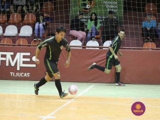 
<a style='margin-left: 5px;' class='btn btn-xs btn-social btn-facebook' href='https://www.facebook.com/sharer/sharer.php?u=https://ko-boladovale.web.getmuller.com.br/imgs/800-800-90/conteudo/fotos/1224/img9075.jpg' rel='popup' data-width='500' data-height='400'><i class='fa fa-facebook'></i>Compartilhar <span class='hidden-xs'>no Facebook</span>
</a> 
<a class='btn btn-default btn-xs' target='_blank' href='imgs/800-800-90/conteudo/fotos/1224/img9075.jpg'>
<span class='glyphicon glyphicon-cloud-download'></span> Salvar
</a> 
<span></span>