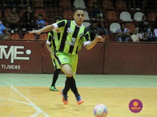 
<a style='margin-left: 5px;' class='btn btn-xs btn-social btn-facebook' href='https://www.facebook.com/sharer/sharer.php?u=https://ko-boladovale.web.getmuller.com.br/imgs/800-800-90/conteudo/fotos/1229/img6051.jpg' rel='popup' data-width='500' data-height='400'><i class='fa fa-facebook'></i>Compartilhar <span class='hidden-xs'>no Facebook</span>
</a> 
<a class='btn btn-default btn-xs' target='_blank' href='imgs/800-800-90/conteudo/fotos/1229/img6051.jpg'>
<span class='glyphicon glyphicon-cloud-download'></span> Salvar
</a> 
<span></span>